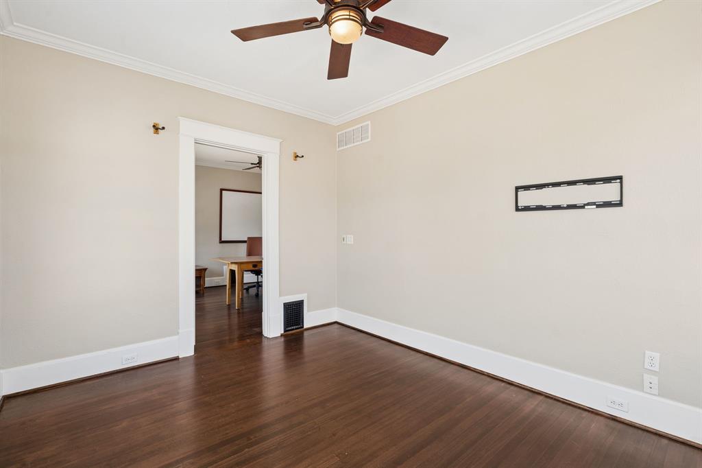 4112 Swiss Avenue Property Photo 25