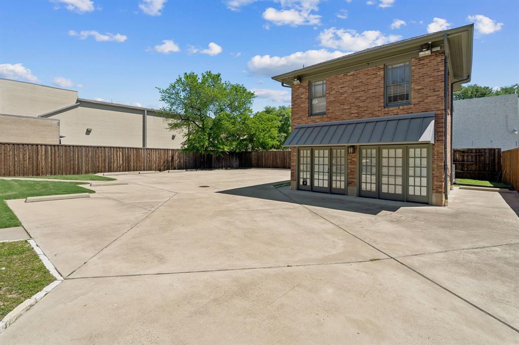 4112 Swiss Avenue Property Photo 35