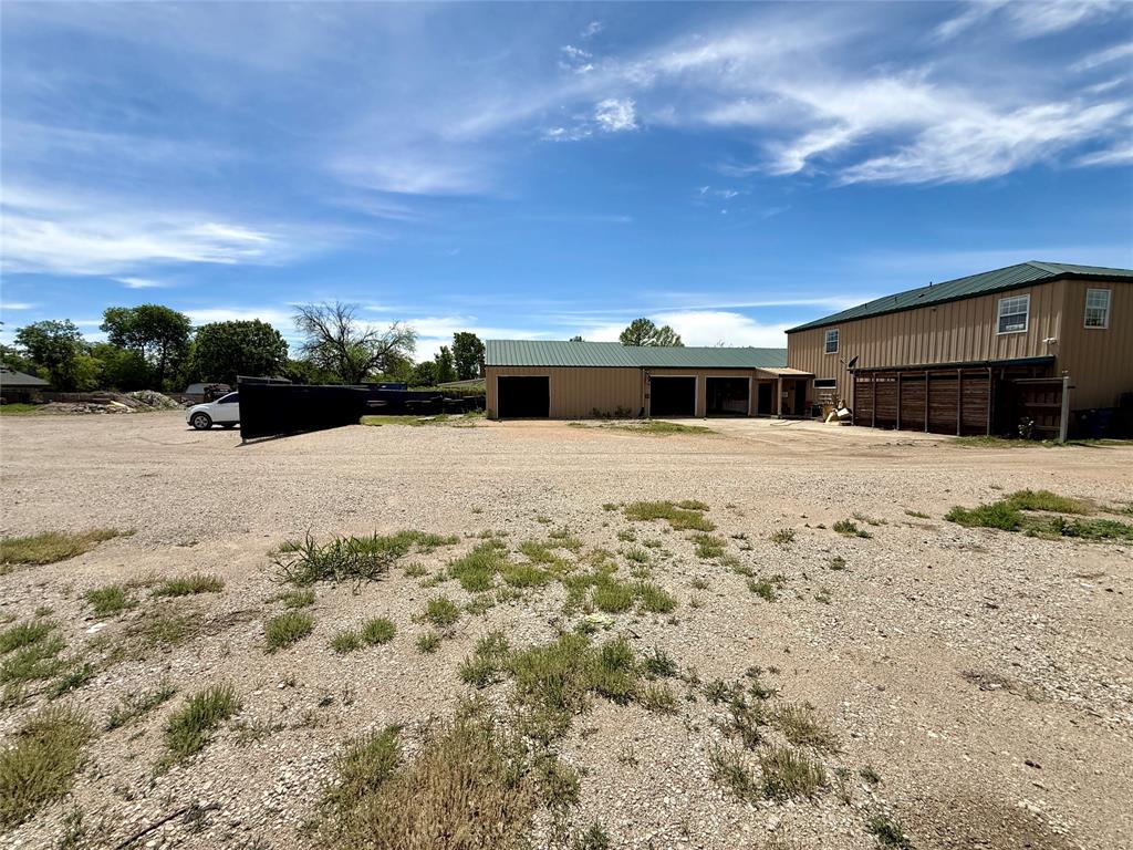 633 Rose Garden Drive Property Photo 2
