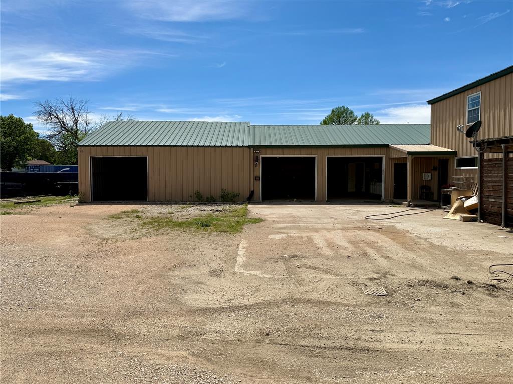 633 Rose Garden Drive Property Photo 9