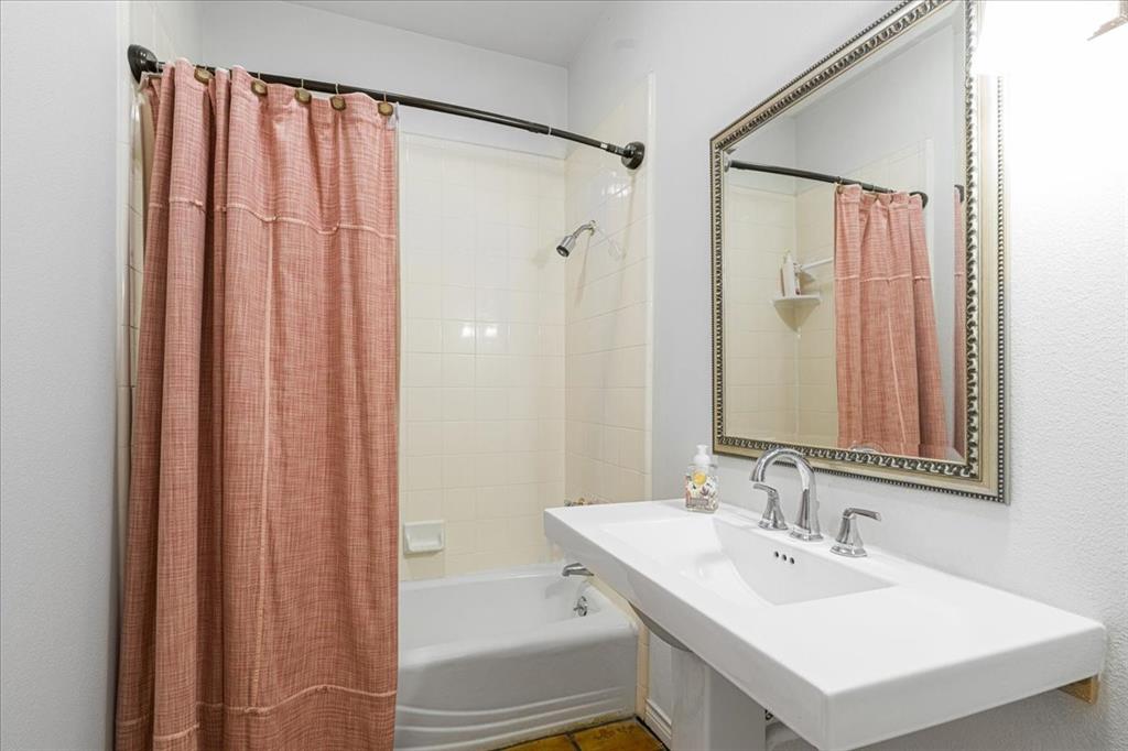 602 Mills Place Property Photo 25