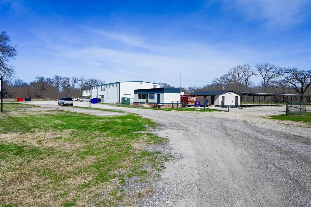 19710 Us Highway 377 Property Photo 3