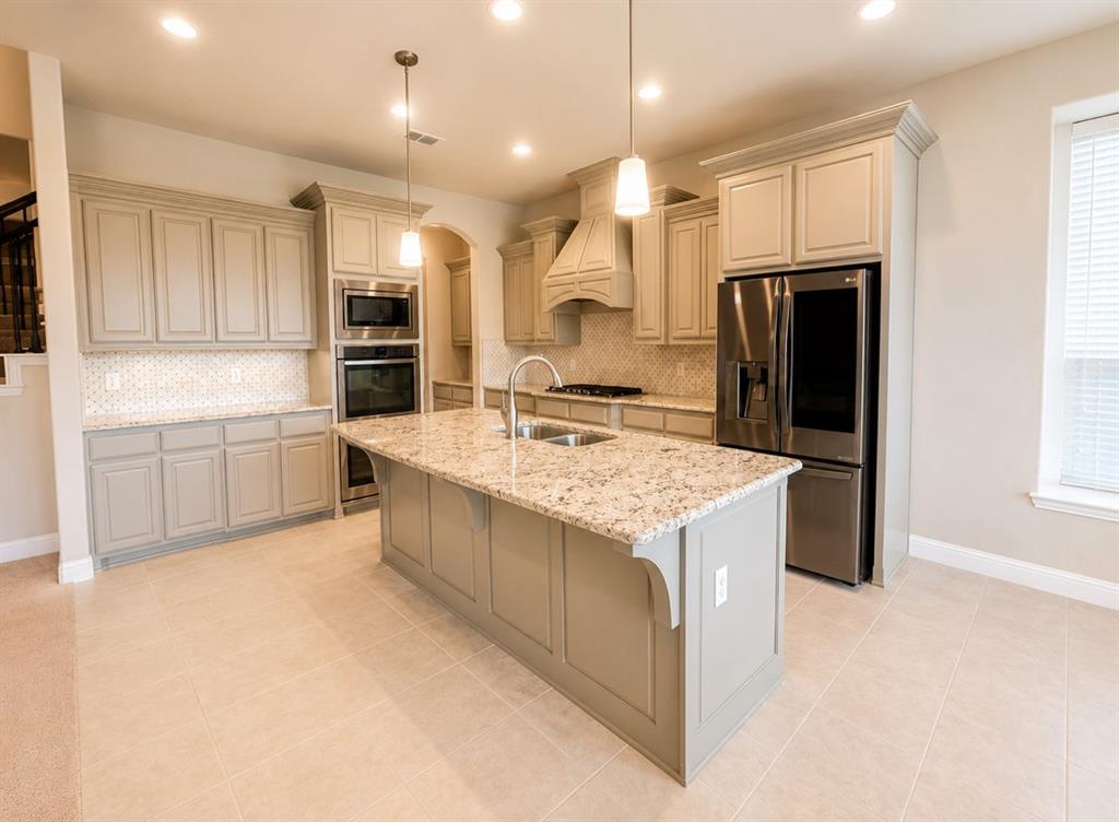 2818 Twin Ridge Drive Property Photo 6