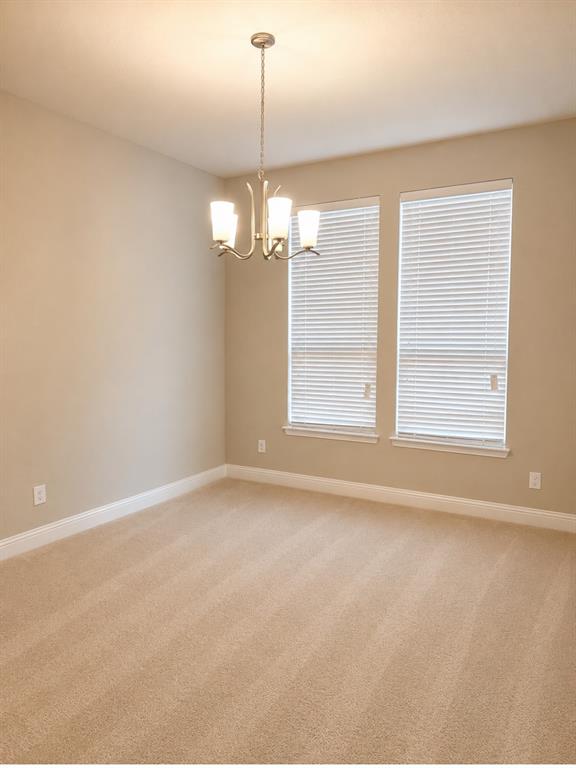 2818 Twin Ridge Drive Property Photo 13
