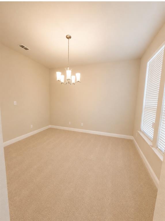 2818 Twin Ridge Drive Property Photo 14