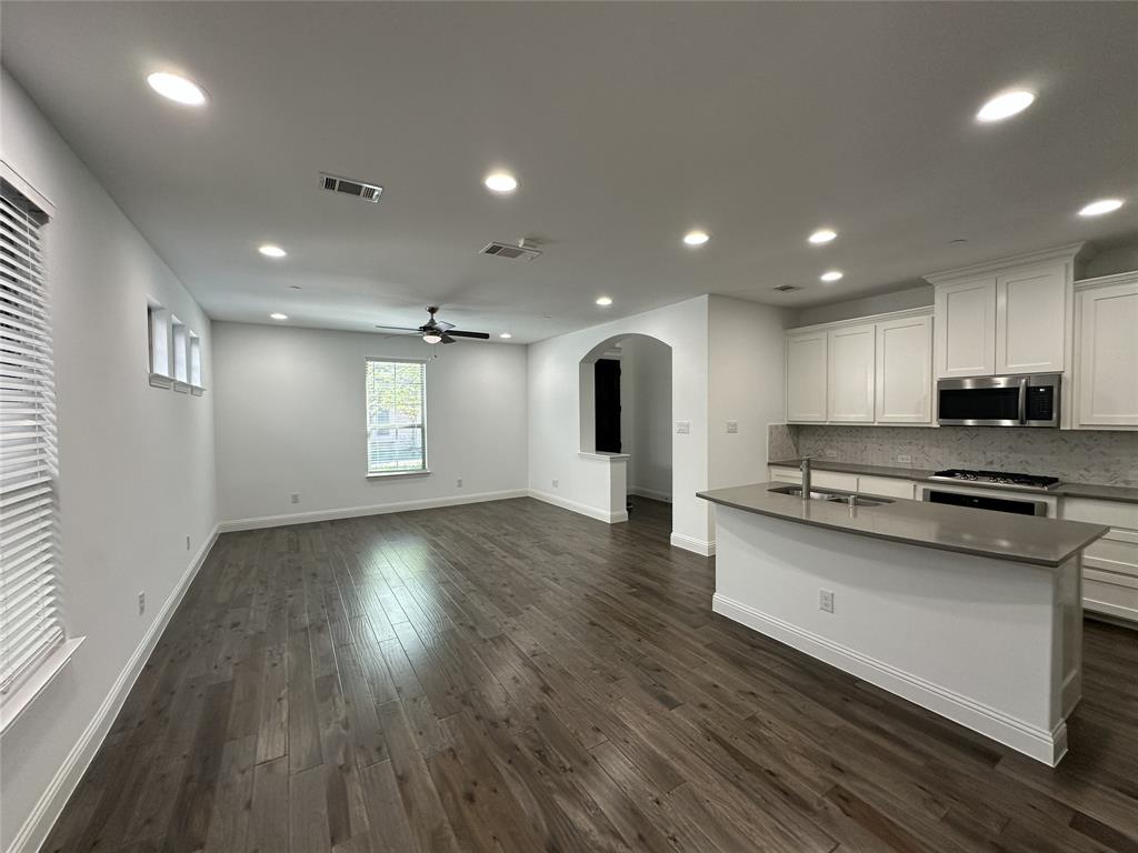 7124 Huckleberry Drive Property Photo 10