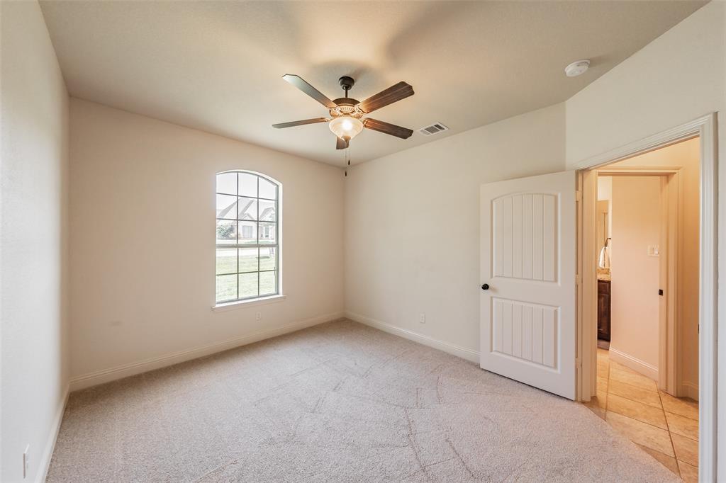 5001 Oak Mill Drive Property Photo 20