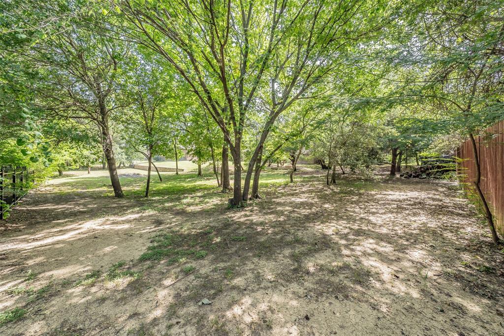 5001 Oak Mill Drive Property Photo 32