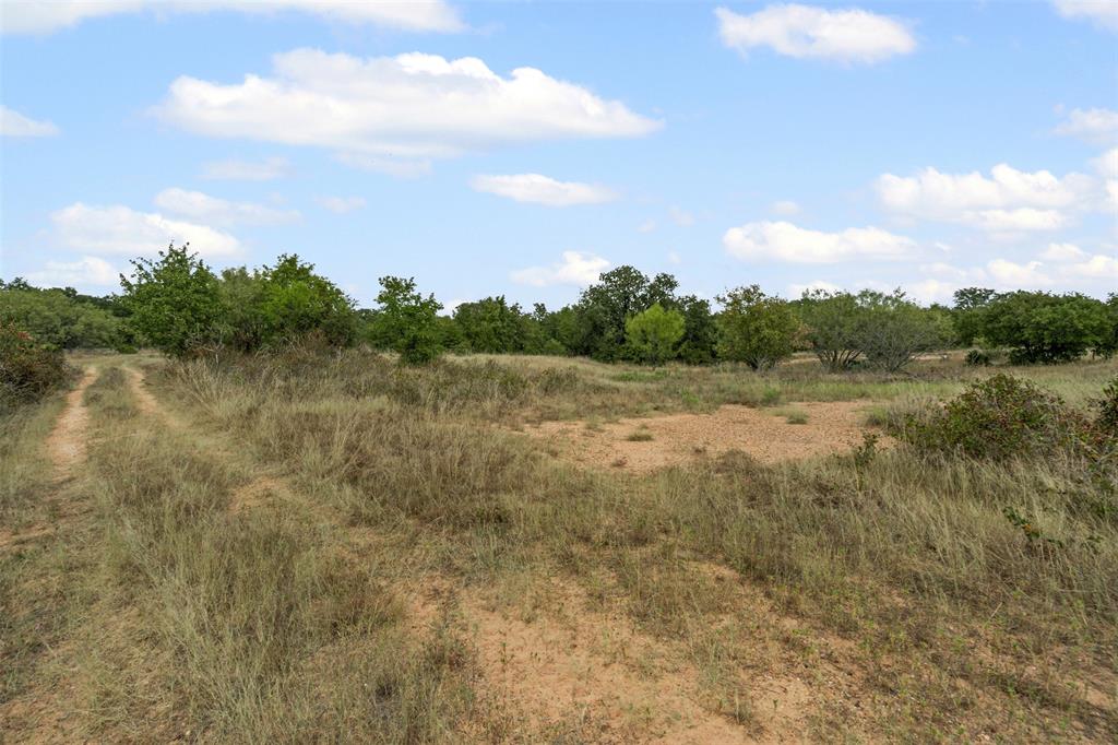 451 County Road 4975 Property Photo 6