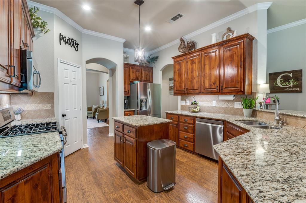 12332 Wagon Bow Drive Property Photo 6