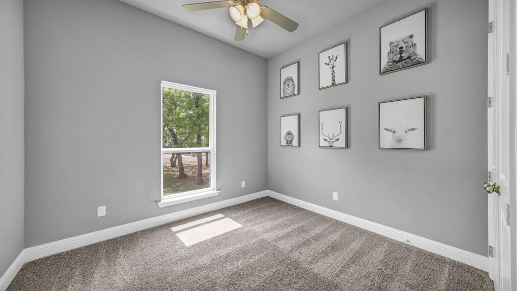 115 Post Oak Way Property Photo 23