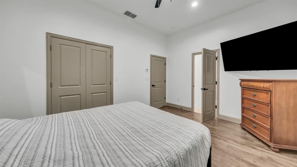 115 Post Oak Way Property Photo 34