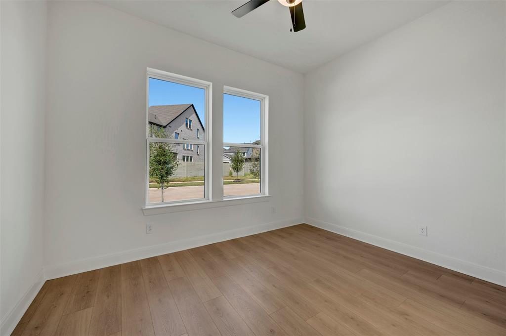 1418 Roundup Way Property Photo 7