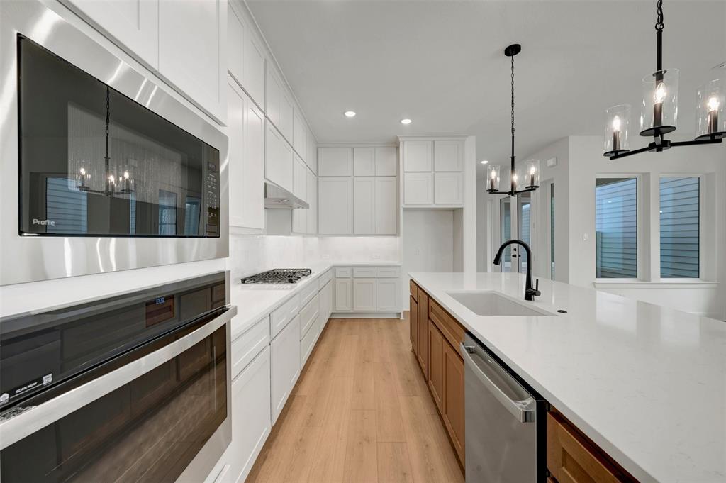 1418 Roundup Way Property Photo 14