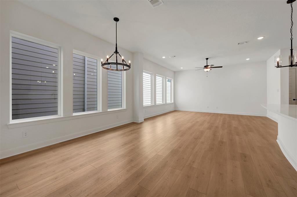 1418 Roundup Way Property Photo 18