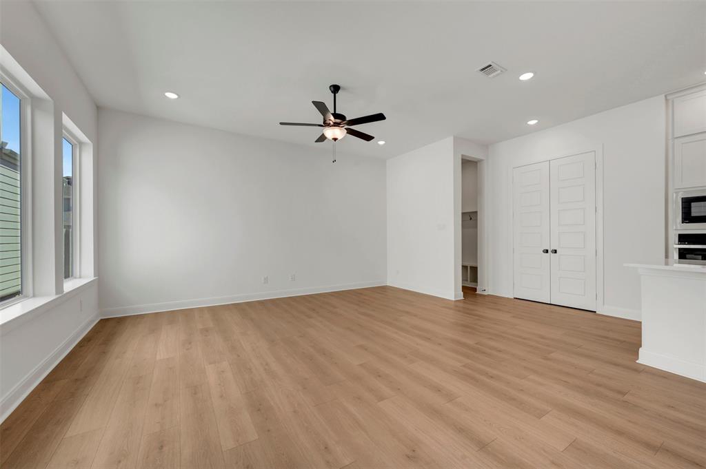 1418 Roundup Way Property Photo 21