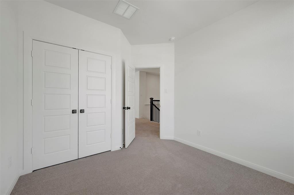 1418 Roundup Way Property Photo 29