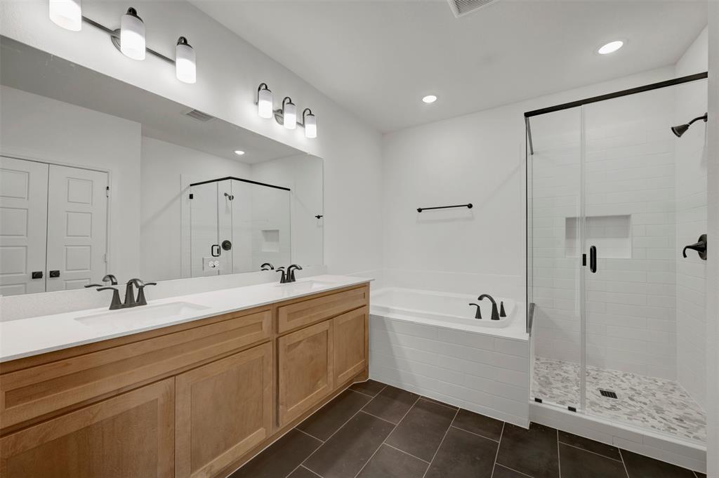 1418 Roundup Way Property Photo 36