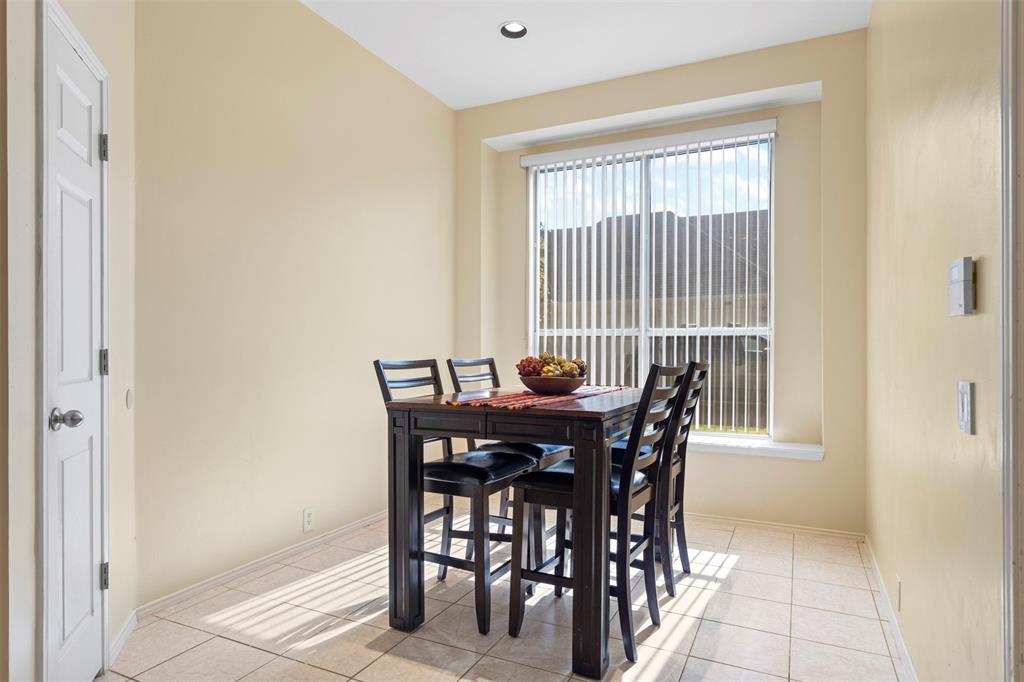 1906 Walnut Hill Drive Property Photo 10