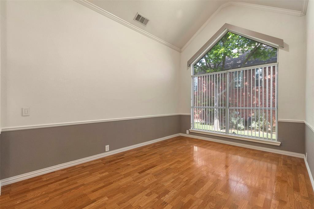 1906 Walnut Hill Drive Property Photo 12