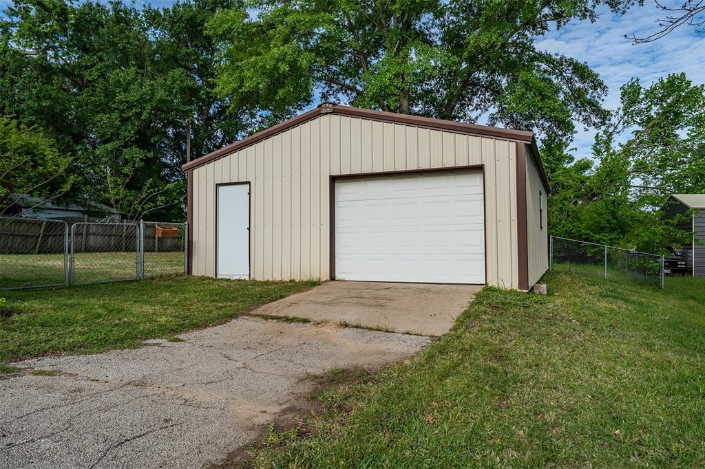 621 Athens Property Photo 19