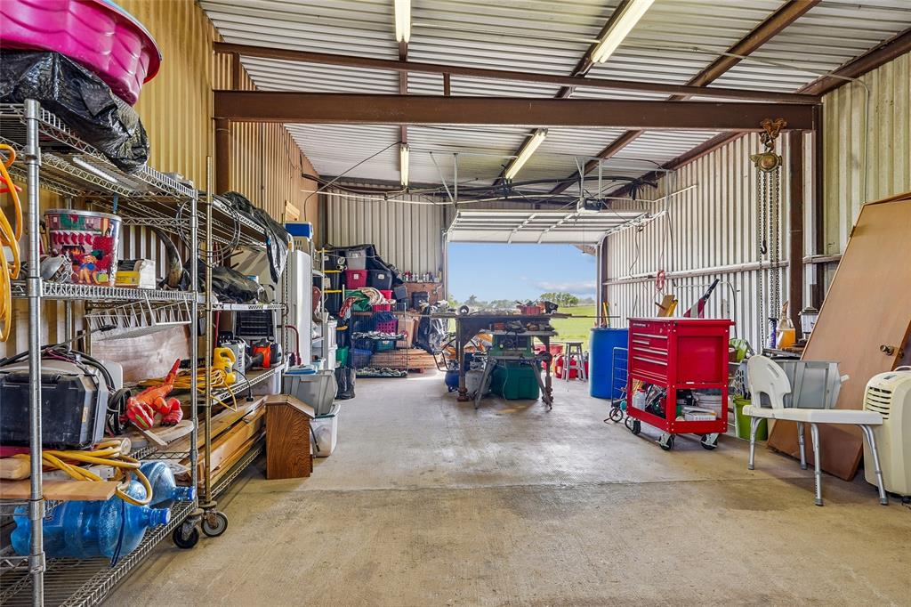 1406 N Johnson Loop Property Photo 21