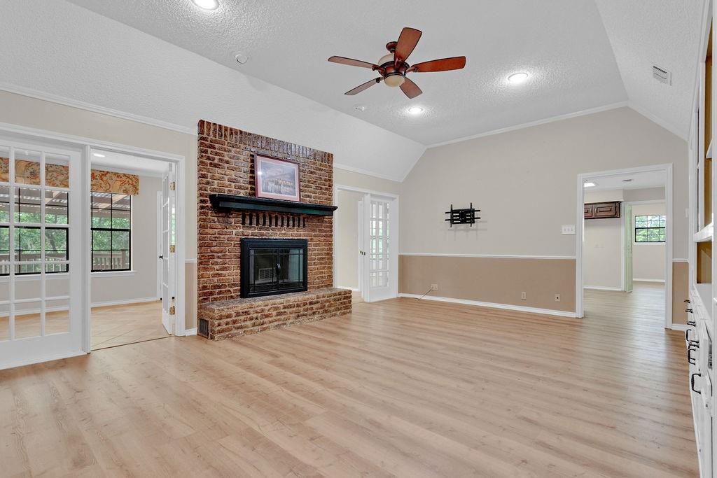 1208 Hilltop Run Property Photo 5