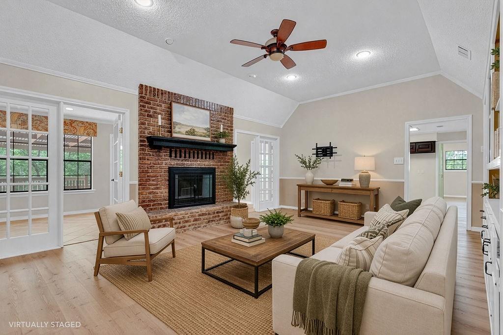 1208 Hilltop Run Property Photo 6