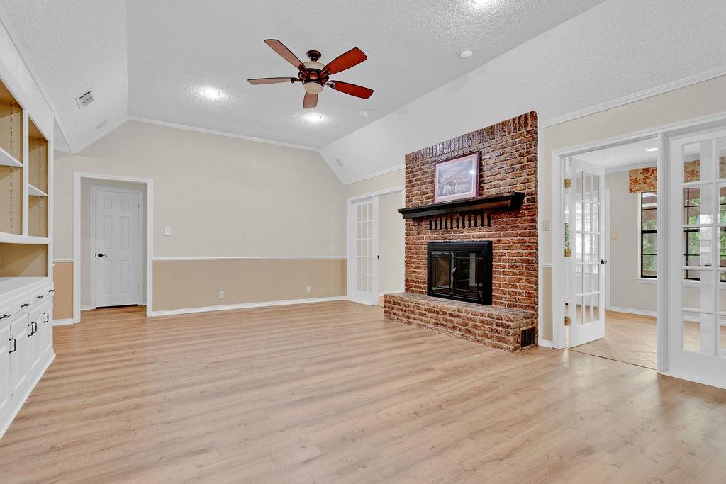 1208 Hilltop Run Property Photo 7