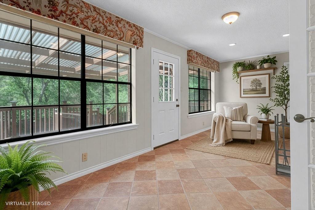 1208 Hilltop Run Property Photo 11