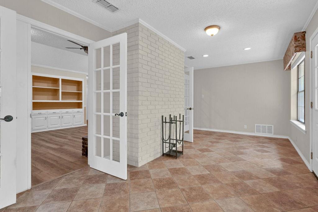 1208 Hilltop Run Property Photo 12