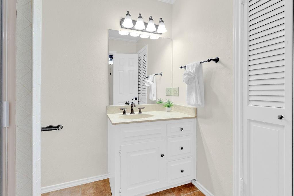 1208 Hilltop Run Property Photo 16