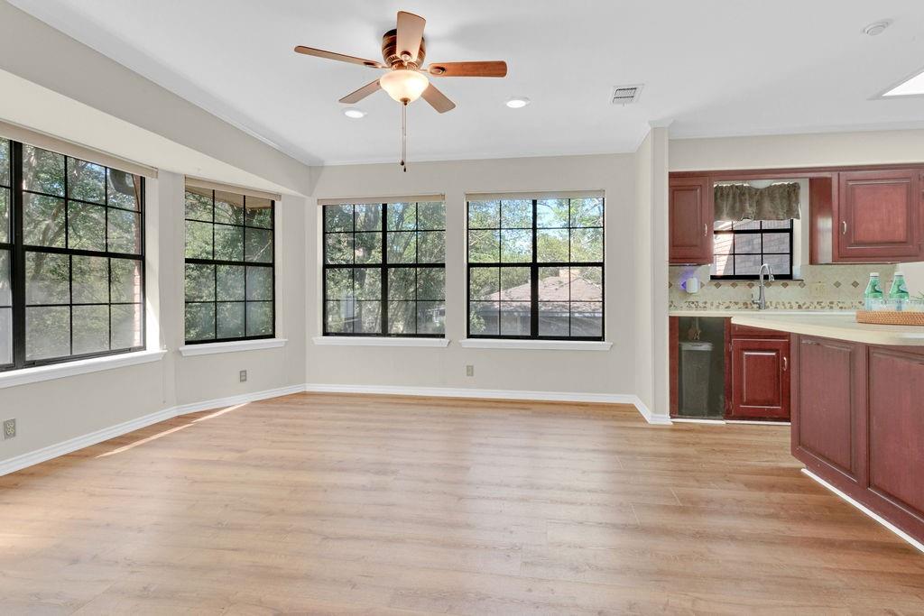 1208 Hilltop Run Property Photo 23