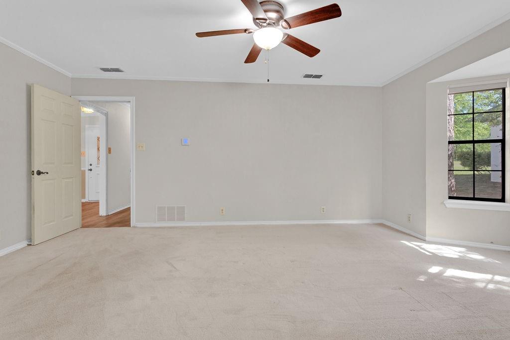 1208 Hilltop Run Property Photo 34