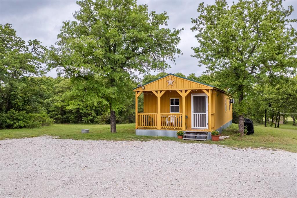 7215 Highway 569 Property Photo 1
