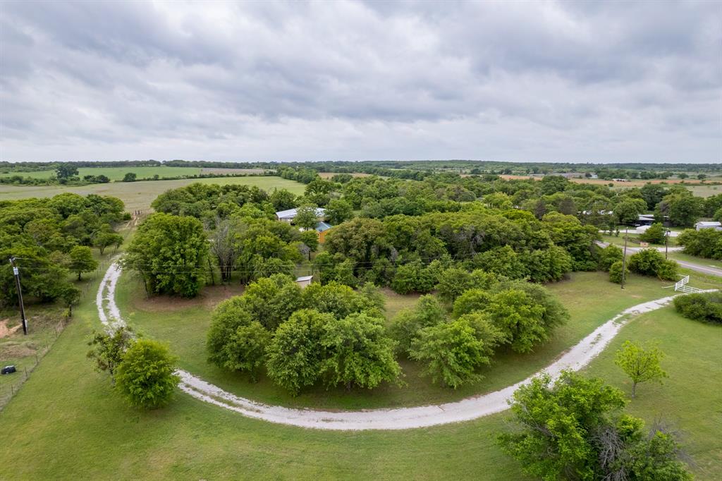 7215 Highway 569 Property Photo 9
