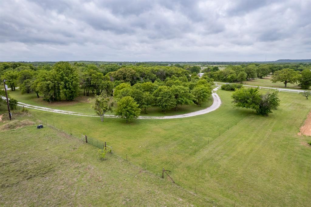 7215 Highway 569 Property Photo 10