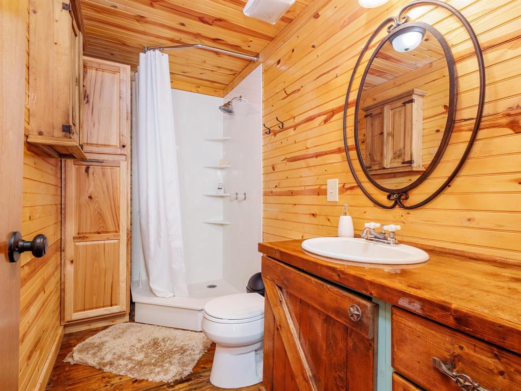 7215 Highway 569 Property Photo 20