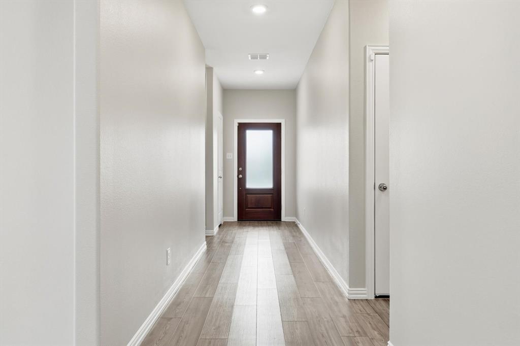 716 Biscay Way Property Photo 3