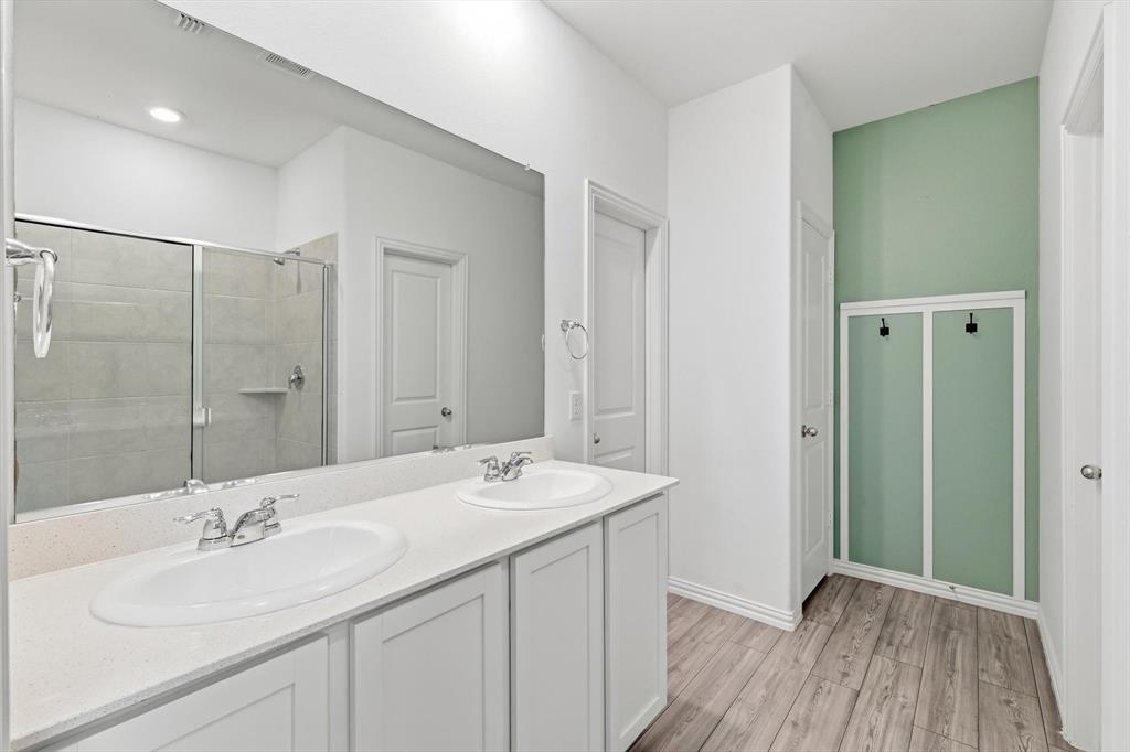 716 Biscay Way Property Photo 22