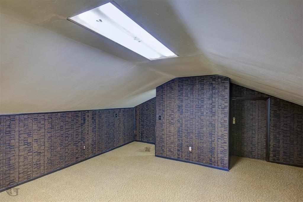 913 Pine Hill Road Property Photo 22