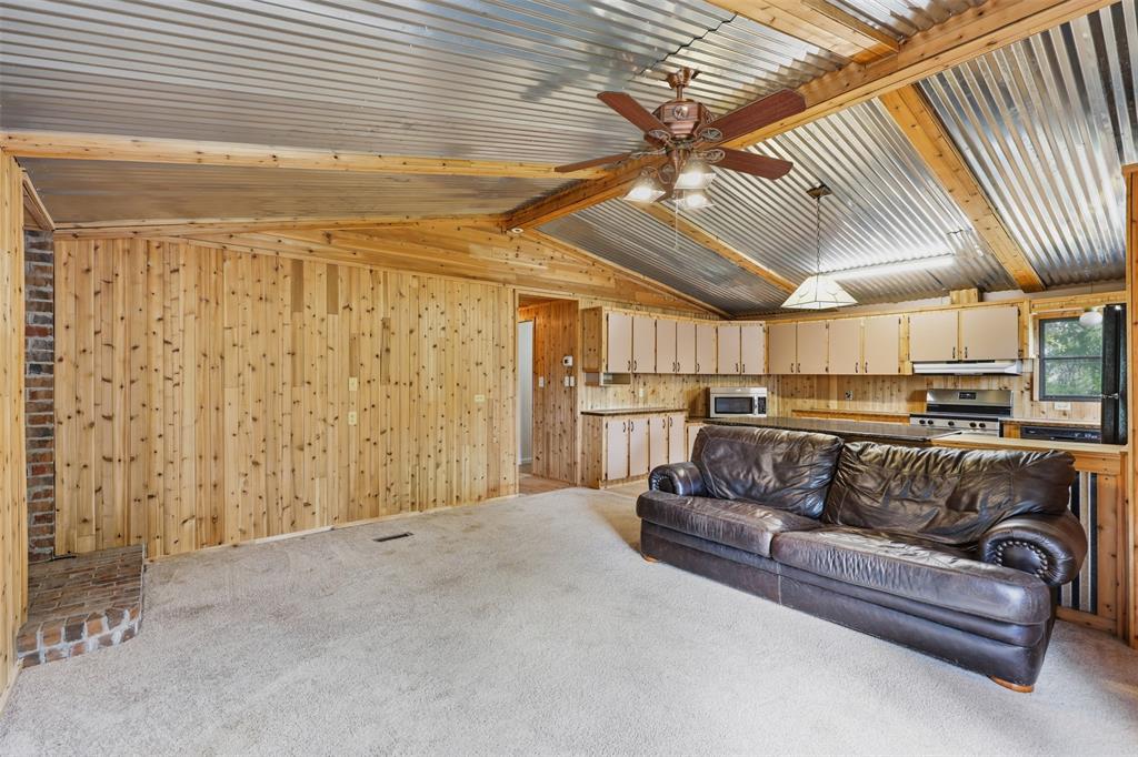 591 Mcfarland Lane Property Photo 3