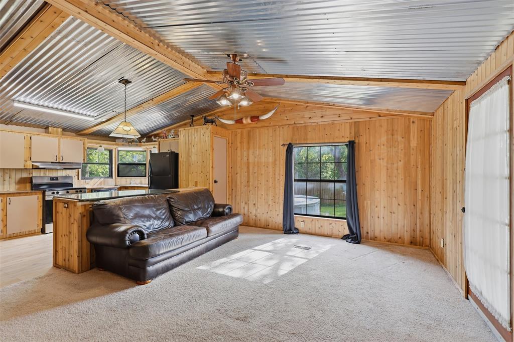 591 Mcfarland Lane Property Photo 4