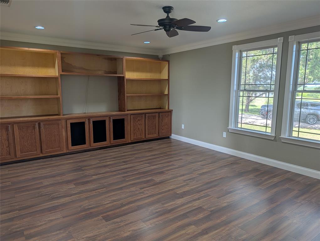 21855 S Fm 148 Property Photo 8