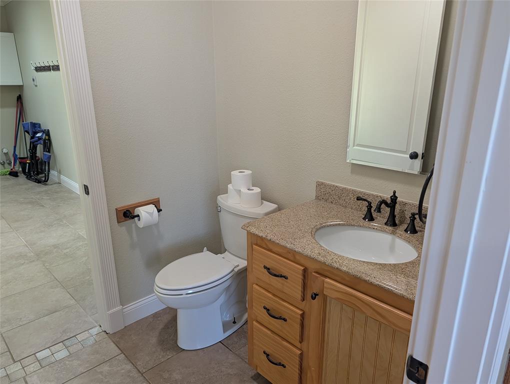 21855 S Fm 148 Property Photo 10