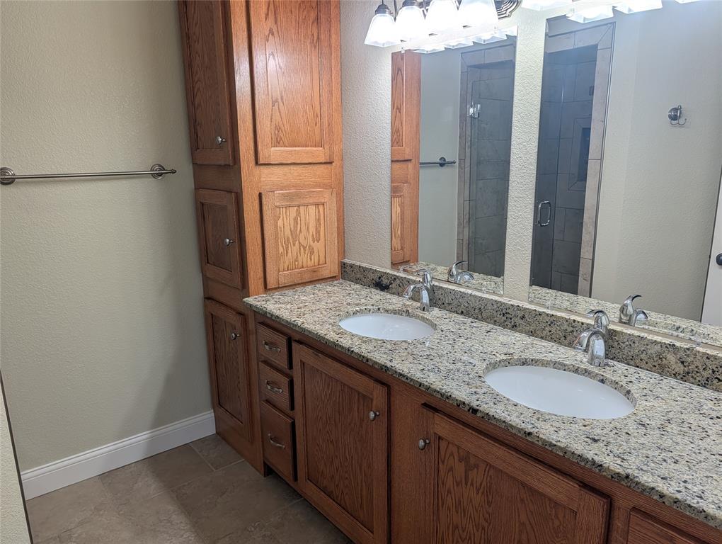 21855 S Fm 148 Property Photo 14