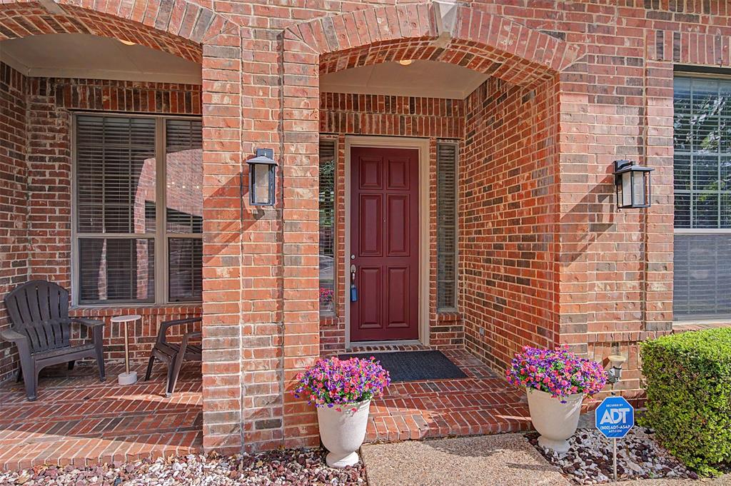 15606 Fox Meadow Lane Property Photo 2