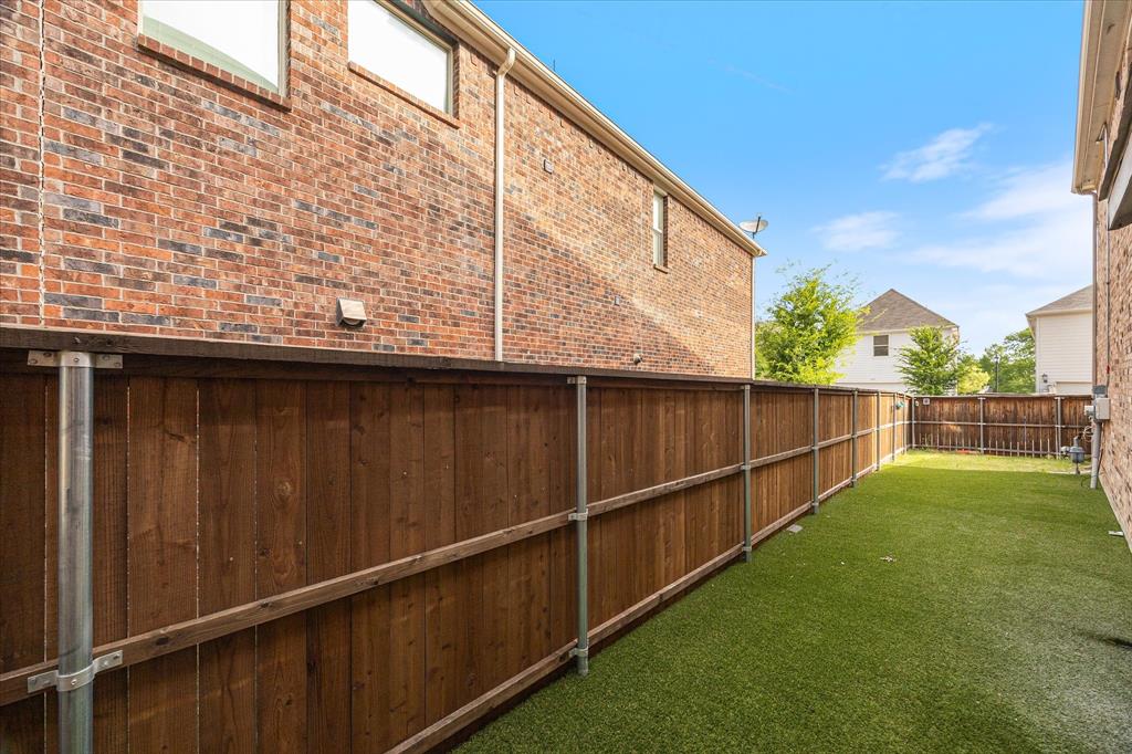 7803 Norway Mews Property Photo 23