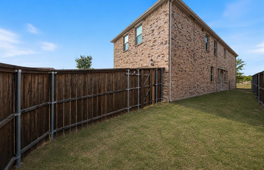 7803 Norway Mews Property Photo 24