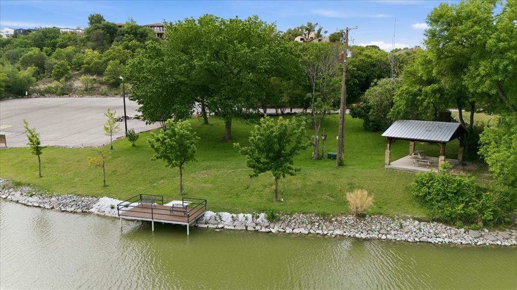 8325 Crosswind Drive Property Photo 32